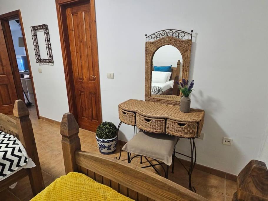 Paraiso Del Camello Parking Y Terrazs Privada San Miguel de Abona Luaran gambar